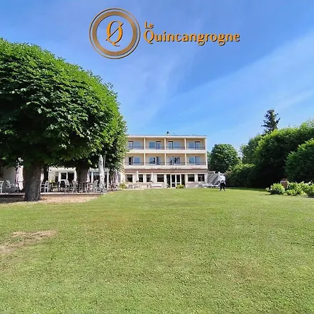 فندق Le Quincangrogne 3*
