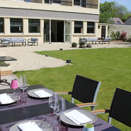 Le Quincangrogne Hotel 3*