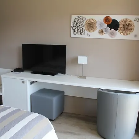 Le Quincangrogne Hotel 3*
