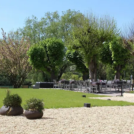 Le Quincangrogne Hotel 3*