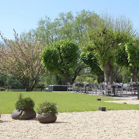 Le Quincangrogne Hotel