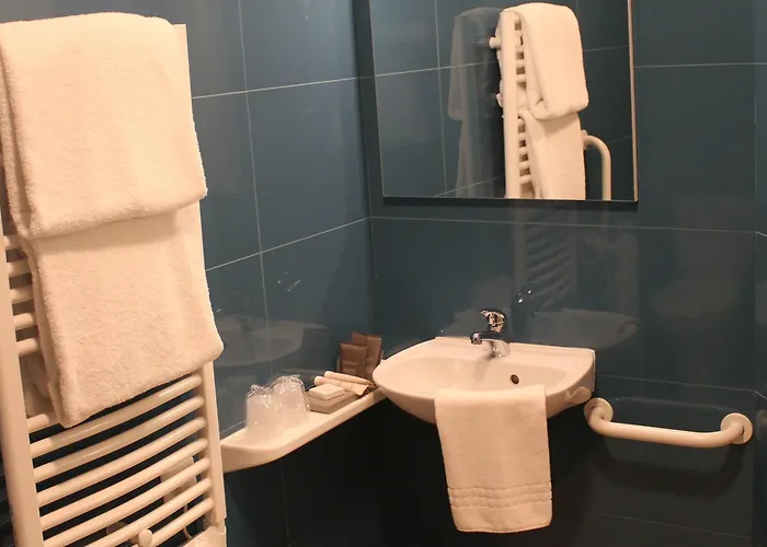 Le Quincangrogne Hotel 3*