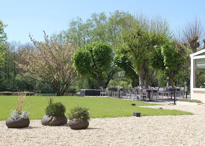 Le Quincangrogne Hotel
