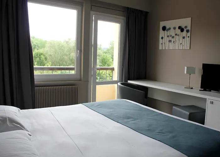 Hotel Le Quincangrogne Dampmart