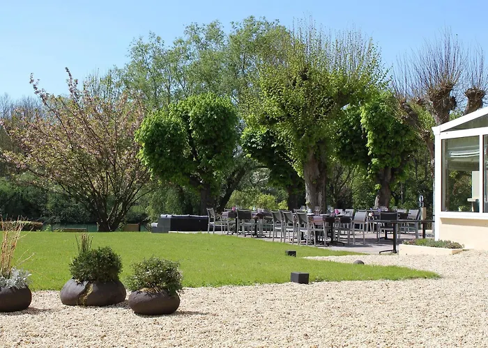 Le Quincangrogne Hotel 3*